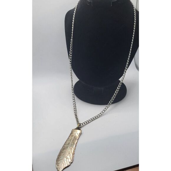 Artisan Handmade Carved Feather Necklace 26in with 3.5in pendant - Picture 3 of 4